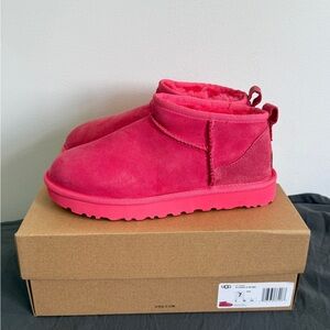 UGG Classic Ultra Mini Boot